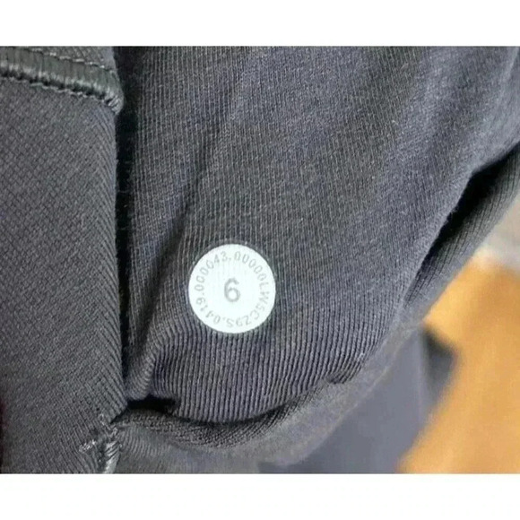 Lululemon Joggers Sz 6 Ready to Fleece Jogger Gray Color - Picture 9 of 9